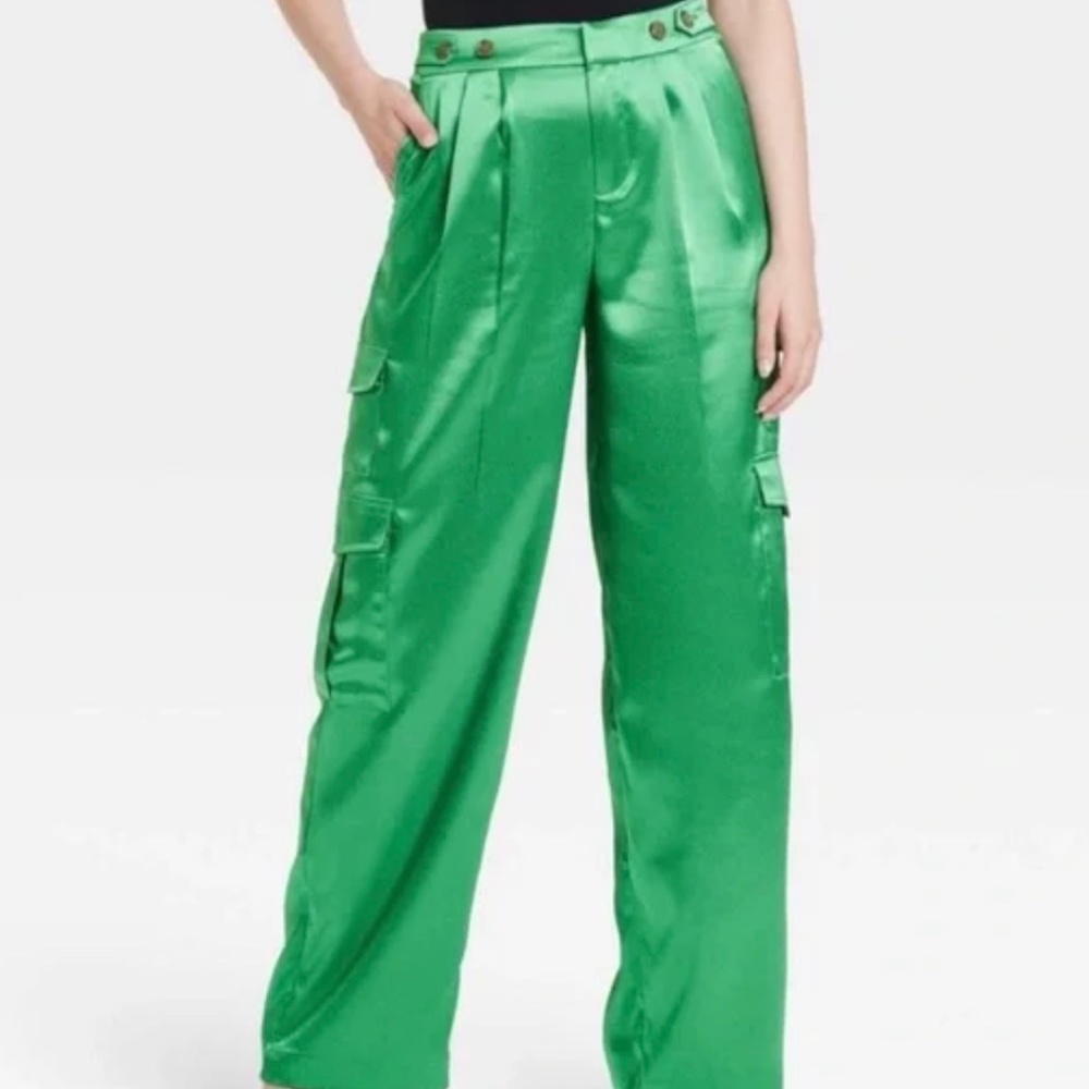 A New Day High Rise Wide Leg Green Satin Cargo Pants | Women's Size 10